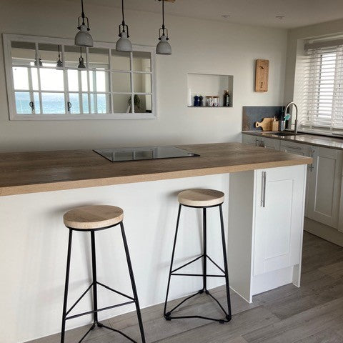 ELWOOD: Bar Stools