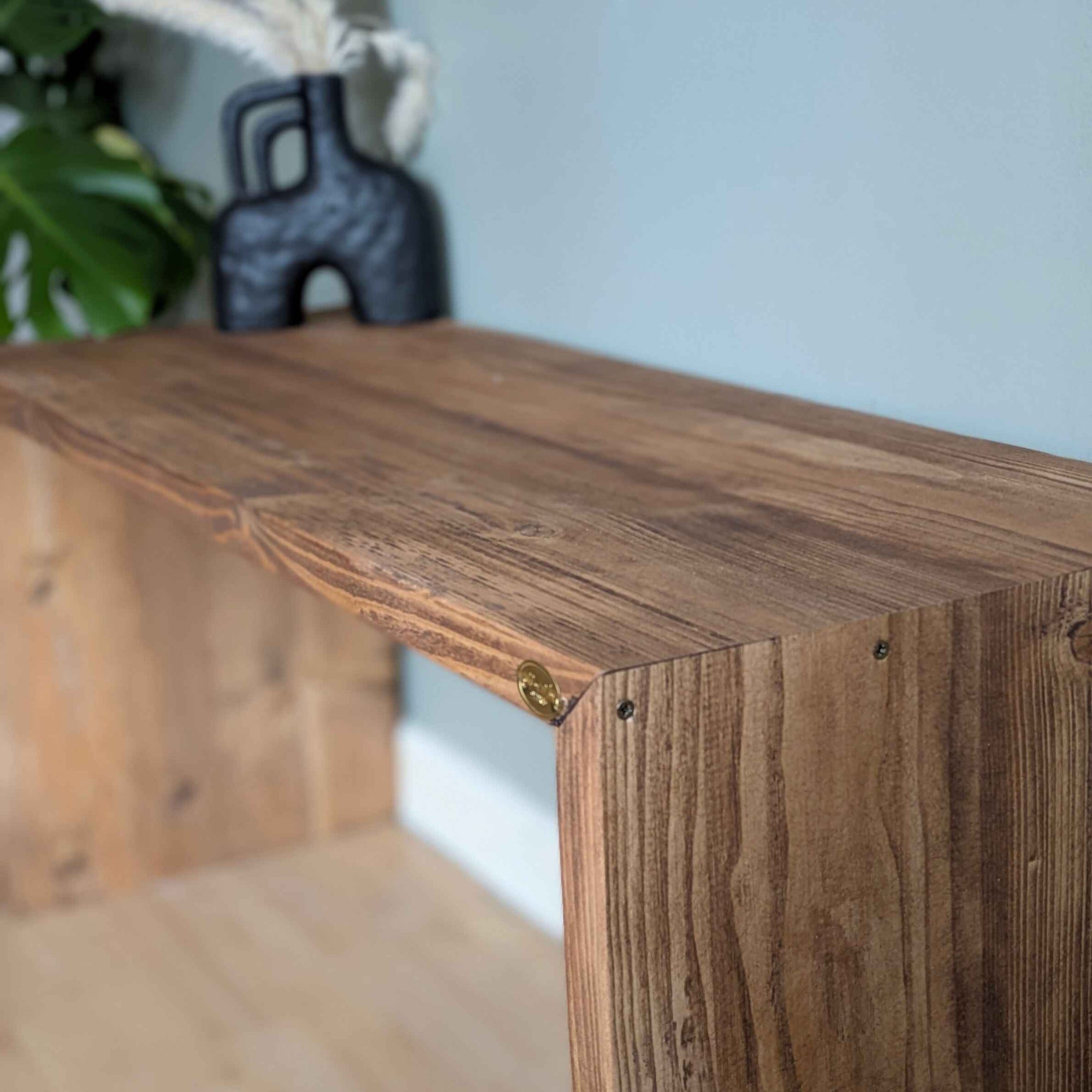 RAVI: Reclaimed Solid Wood Bench with Mitre Join